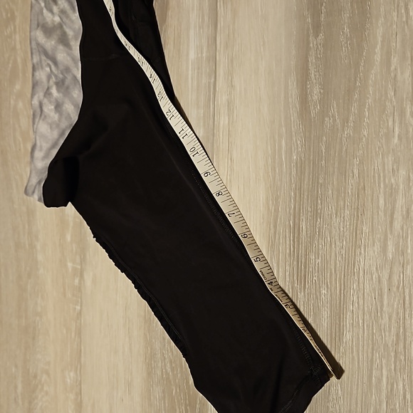 🩴Lululemon Run: Fast And Free Crop in Black / Blazer Fossil - Picture 10 of 16